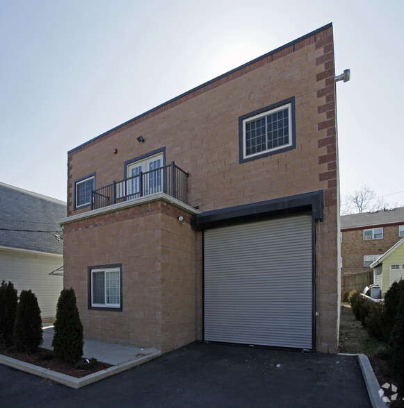 19 E Centre St, Nutley, NJ for rent - Building Photo - Image 2 of 12