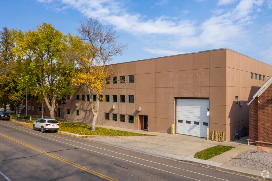 350 Terry St, Longmont, CO for rent - Building Photo - Image 3 of 15