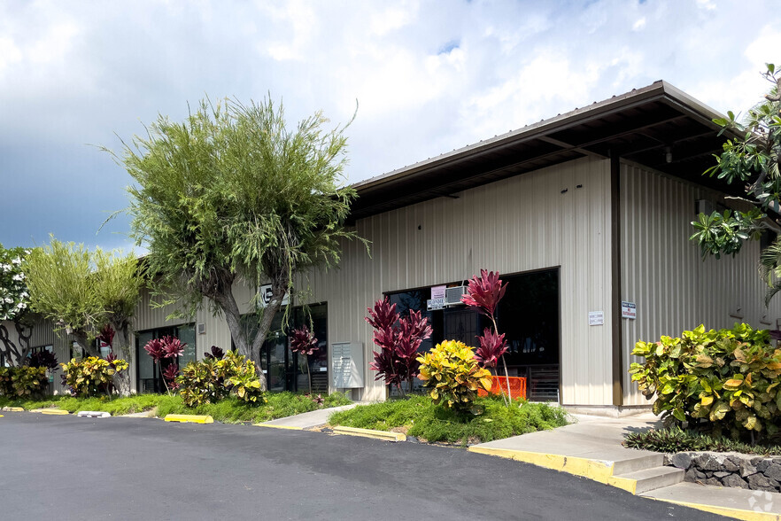 74-5626 Alapa St, Kailua Kona, HI for rent - Building Photo - Image 3 of 4