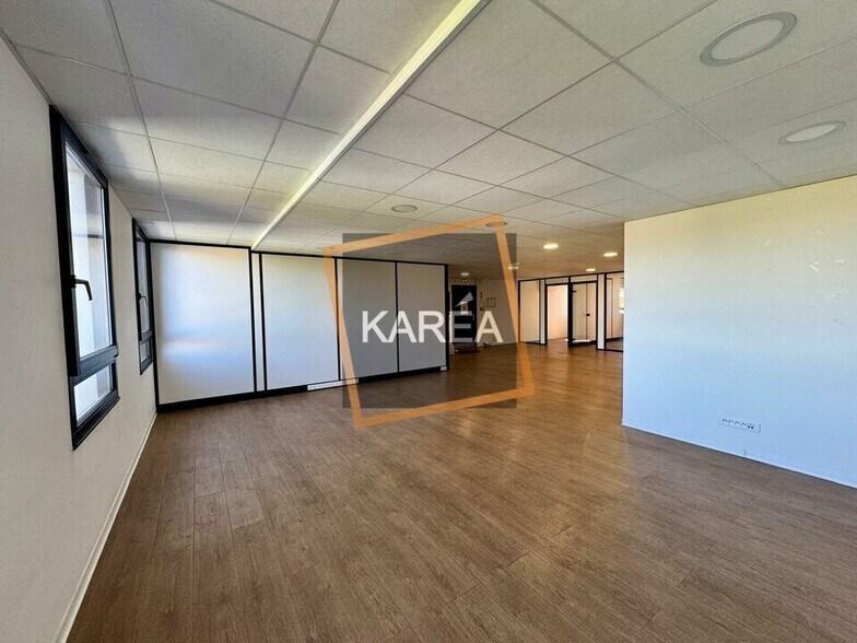 Office in Mareuil-lès-Meaux to rent - Interior Photo - Image 3 of 5