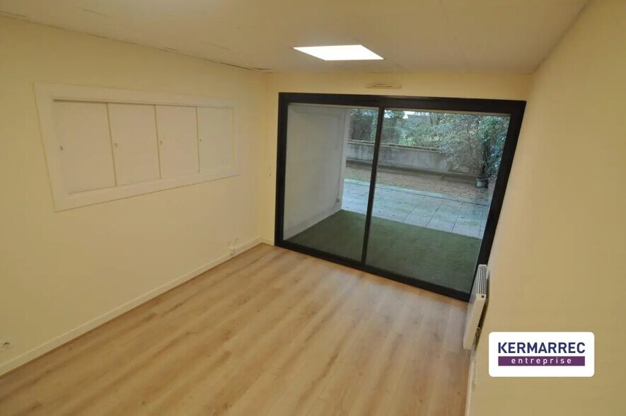 Office in Nantes to rent - Building Photo - Image 2 of 6