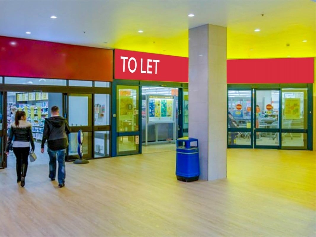 Old Christchurch Rd, Bournemouth to rent Interior Photo- Image 1 of 2