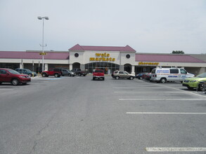 1603 S Market St, Elizabethtown, PA for rent Building Photo- Image 1 of 2