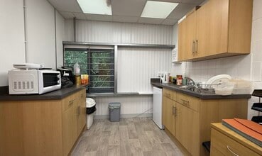 Station Hl, Chudleigh to rent Interior Photo- Image 1 of 4