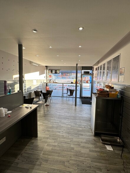 1828-1854 Paisley Road West, Glasgow to rent - Building Photo - Image 2 of 6