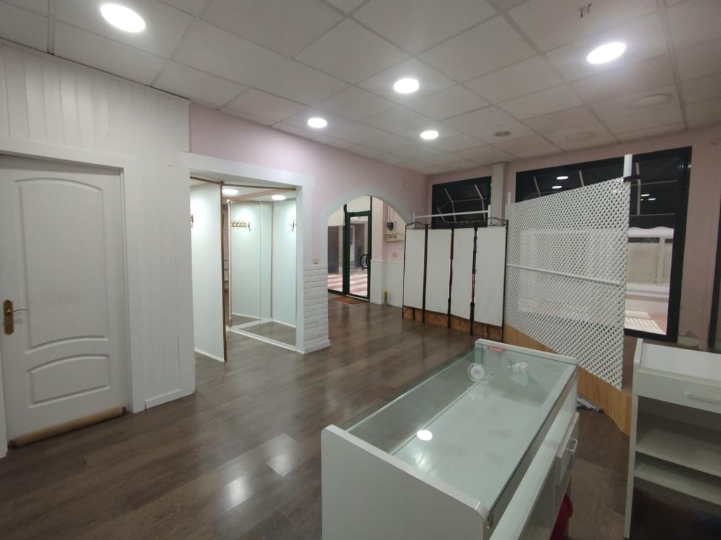 Quintanar de la Orden, TOL 45800 -  -  - Interior Photo - Image 1 of 1