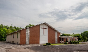 23696 Northline Rd, Taylor, MI for sale Primary Photo- Image 1 of 63