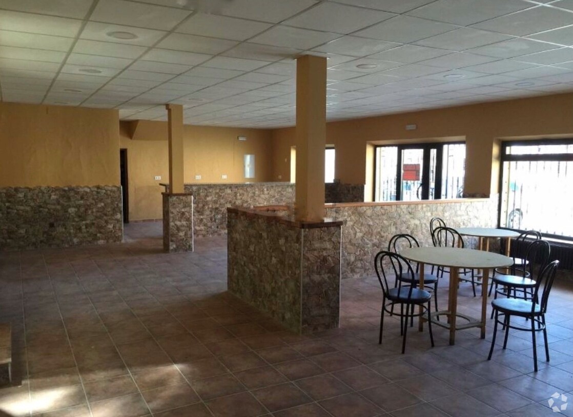 Plaza España, 3, Santo Domingo de las Posadas, Ávila to rent Interior Photo- Image 1 of 2
