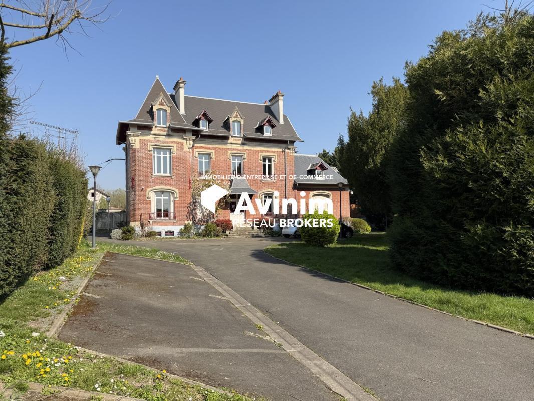 Office in Mitry-Mory to rent Building Photo- Image 1 of 11