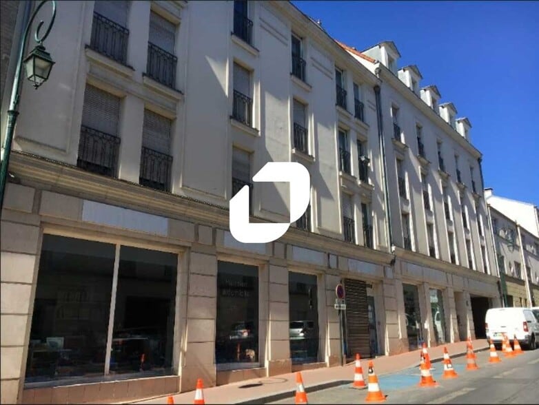 Retail in Clamart to rent - Building Photo - Image 1 of 5