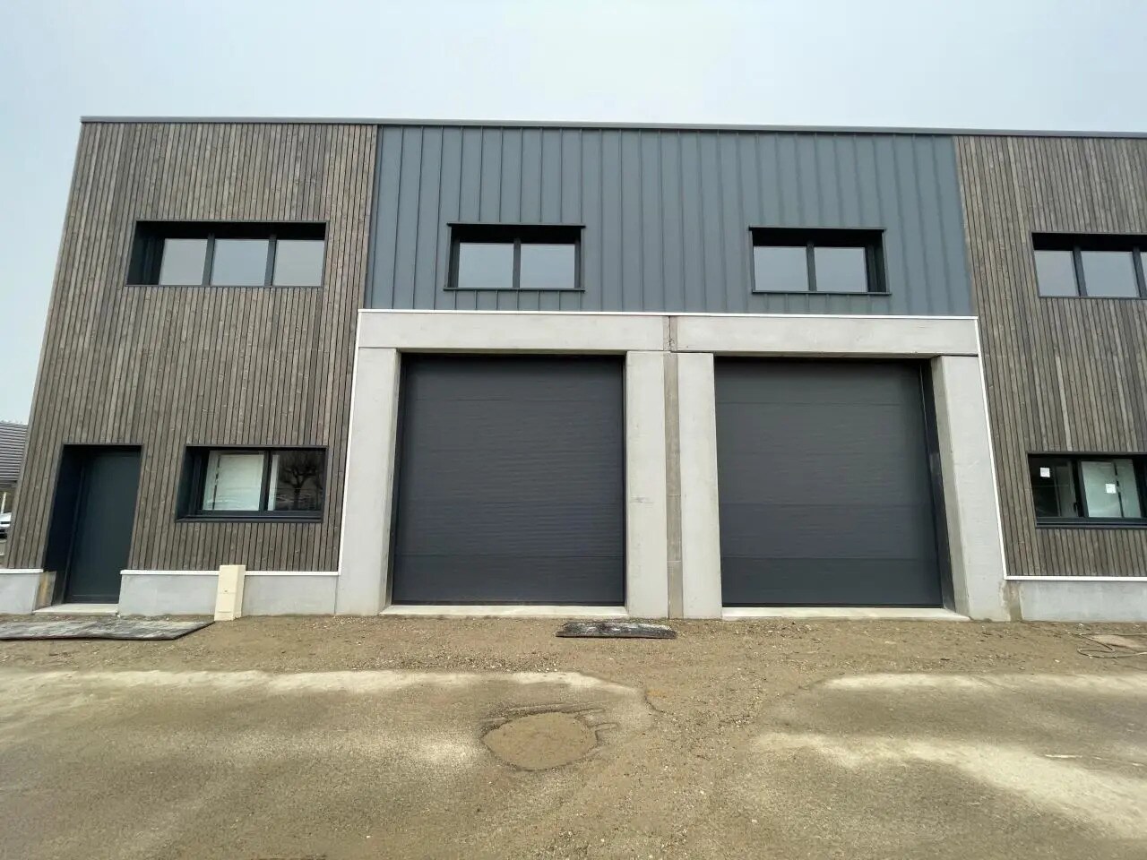 Light Industrial in Ennery to rent Building Photo- Image 1 of 9