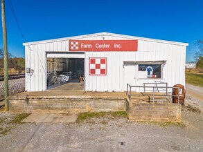 622 Depot St, Chapel Hill, TN for sale Primary Photo- Image 1 of 45