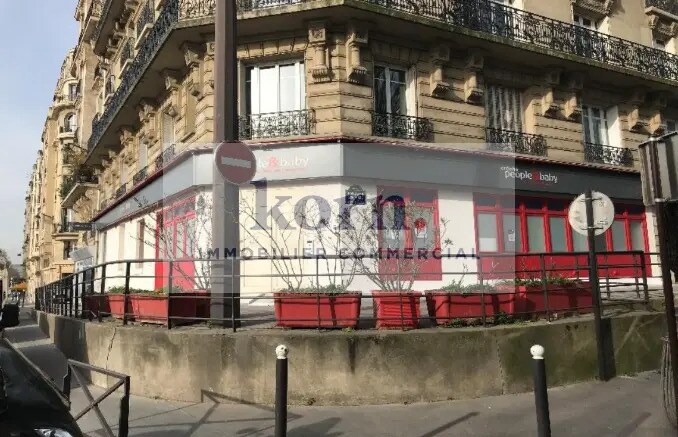 Retail in Paris to rent Building Photo- Image 1 of 2