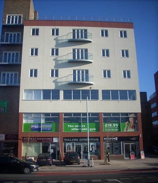 Market St, Bracknell for sale - Primary Photo - Image 1 of 1