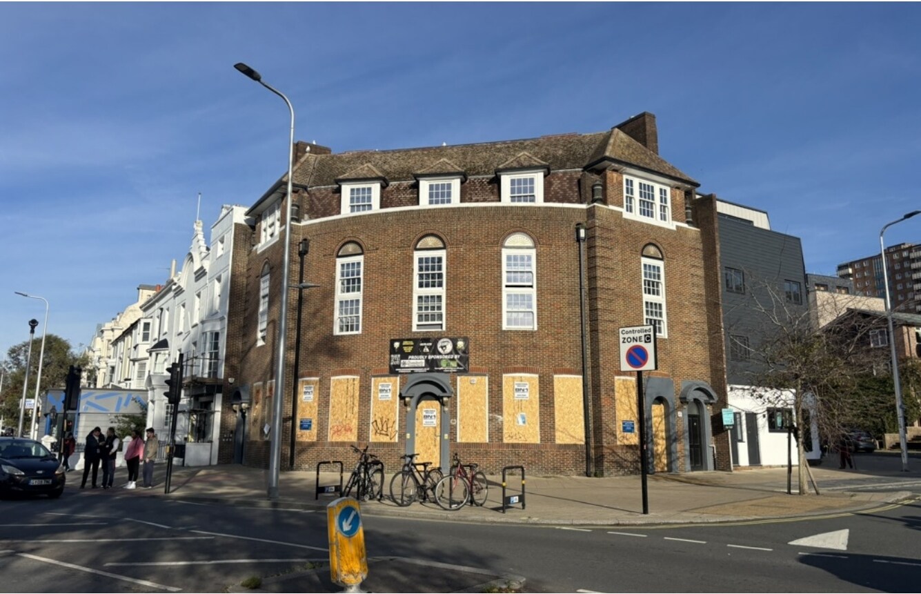 33 Richmond Pl, Brighton for sale Primary Photo- Image 1 of 1