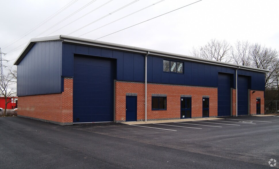 Westmead Dr, Swindon for sale - Primary Photo - Image 1 of 1