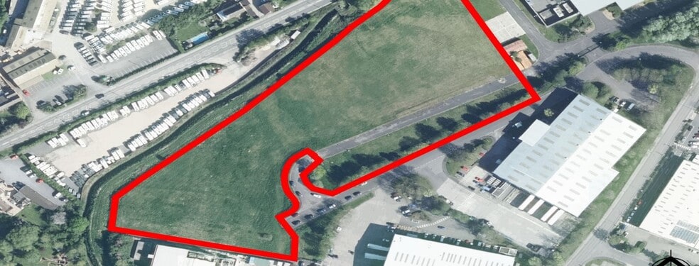 Lawrence Close, Highbridge to rent - Primary Photo - Image 1 of 1