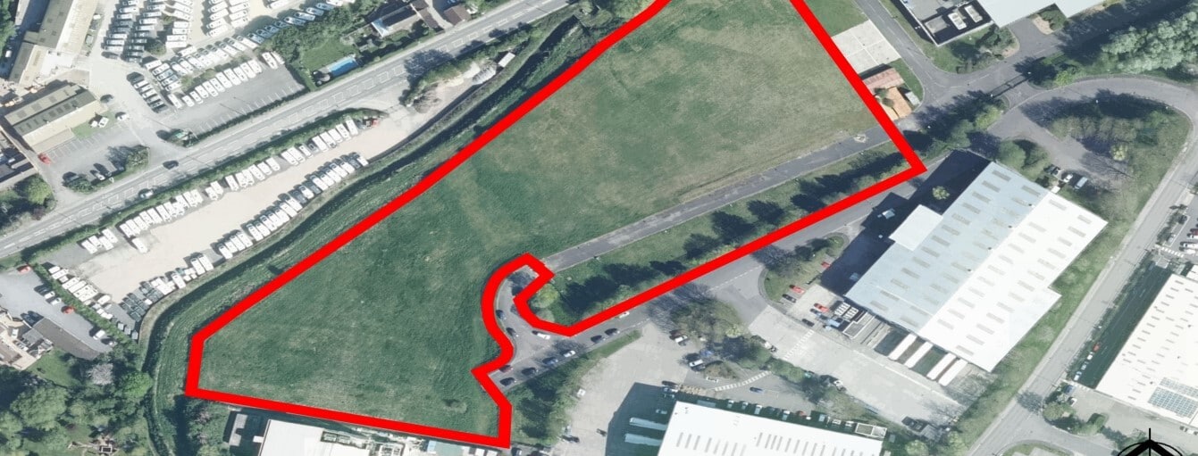 Lawrence Close, Highbridge to rent Primary Photo- Image 1 of 2