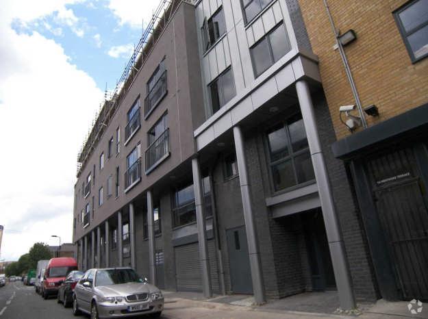 1B Mentmore Ter, London for rent - Building Photo - Image 2 of 19