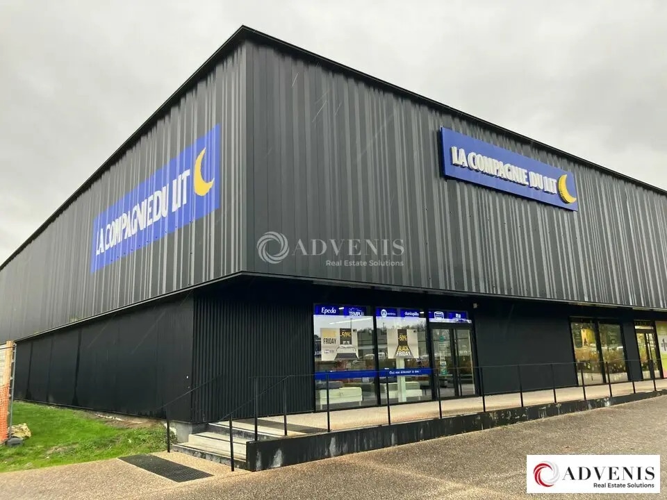 Location Commerce 580 m² - Photo 1