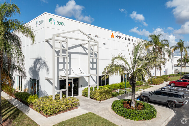 More details for 3200 NW 112th Ave, Miami, FL - Flex, Industrial for Rent