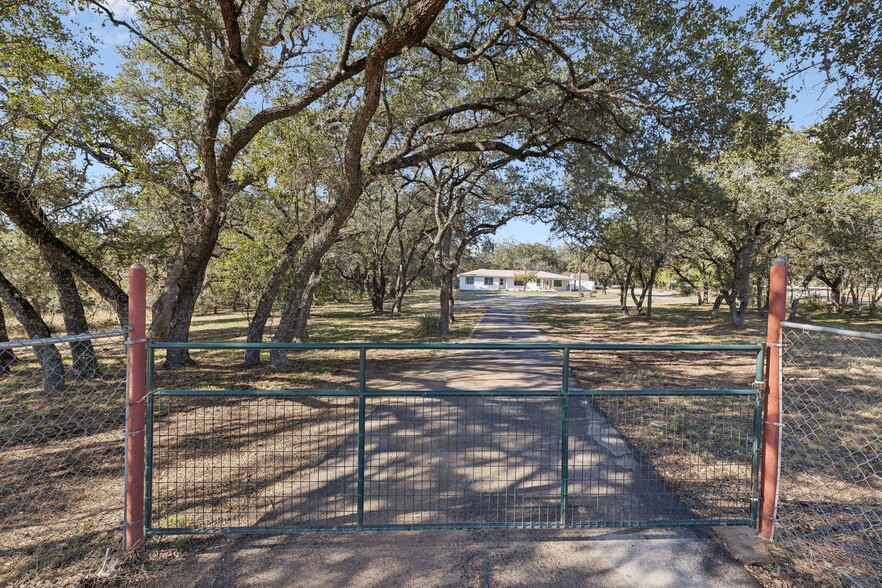 1031 Talley Rd, San Antonio, TX for sale - Building Photo - Image 1 of 21