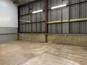 Lilly Hall Lane Road, Little Marcle to rent Building Photo- Image 1 of 1