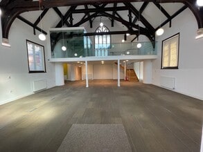 Main Street, York for sale Interior Photo- Image 1 of 6