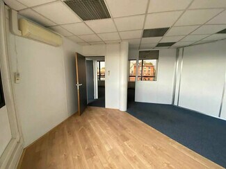 More details for 18 Place Roguet, Toulouse - Office to Rent