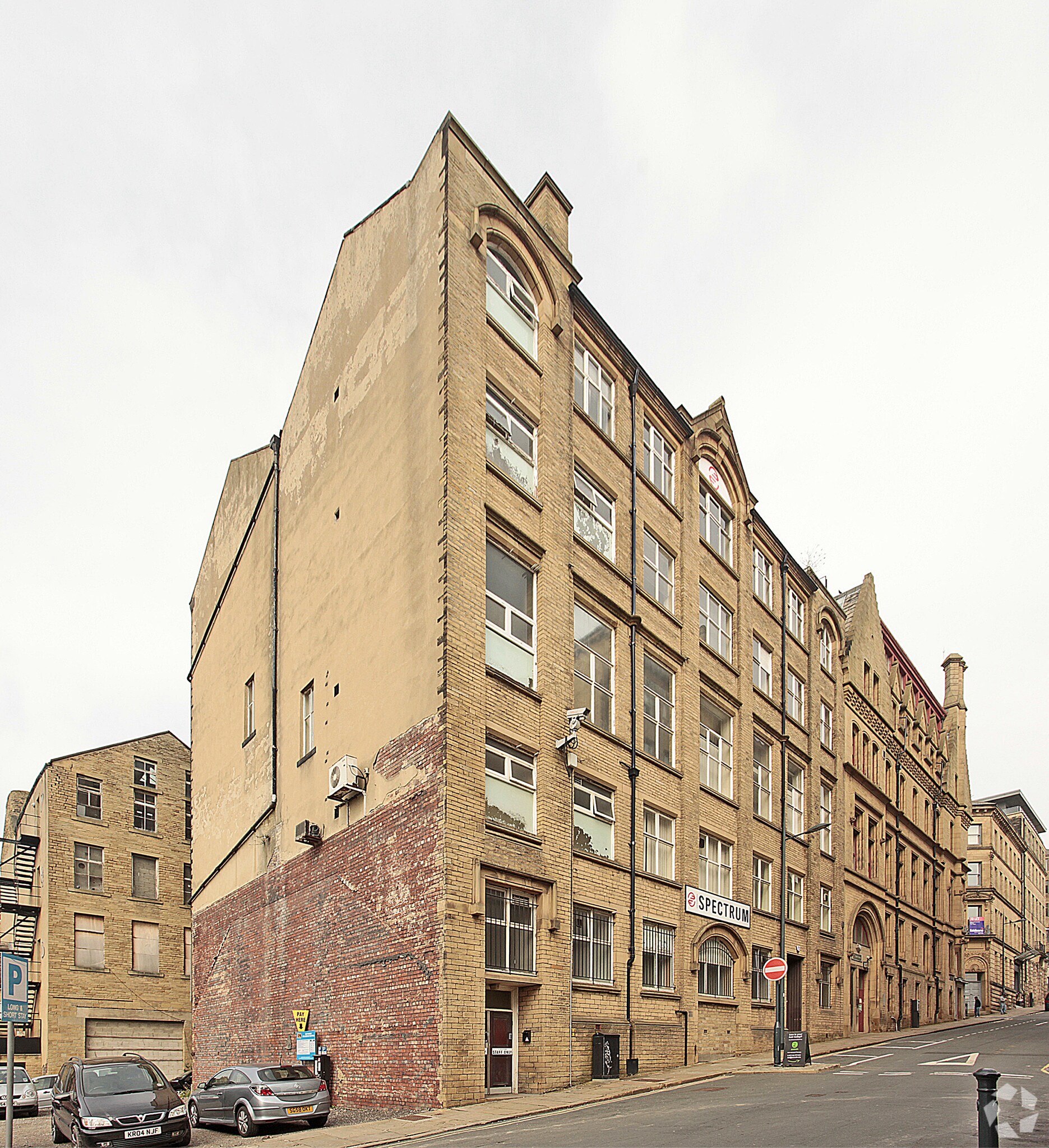 61 East Para, Bradford for sale Primary Photo- Image 1 of 1