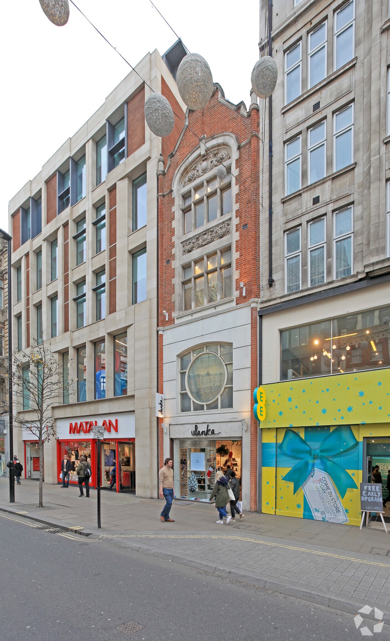 153 Oxford St, London for sale Primary Photo- Image 1 of 1