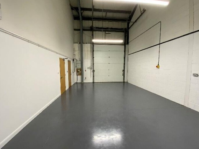 Shay Ln, Wilsden to rent Interior Photo- Image 1 of 3