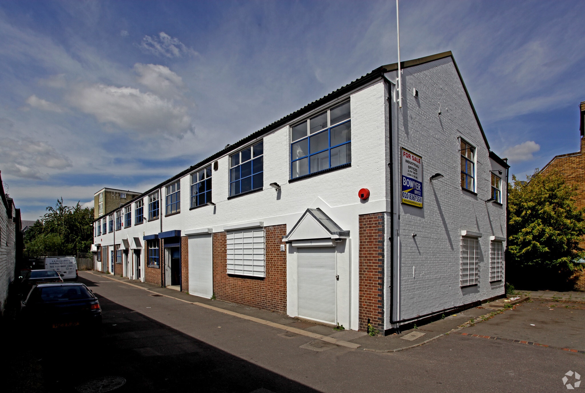 High Rd, London for sale Primary Photo- Image 1 of 1