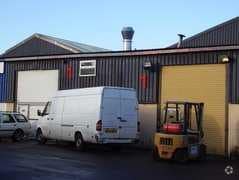 Rawreth Ln, Rayleigh to rent - Building Photo - Image 2 of 4