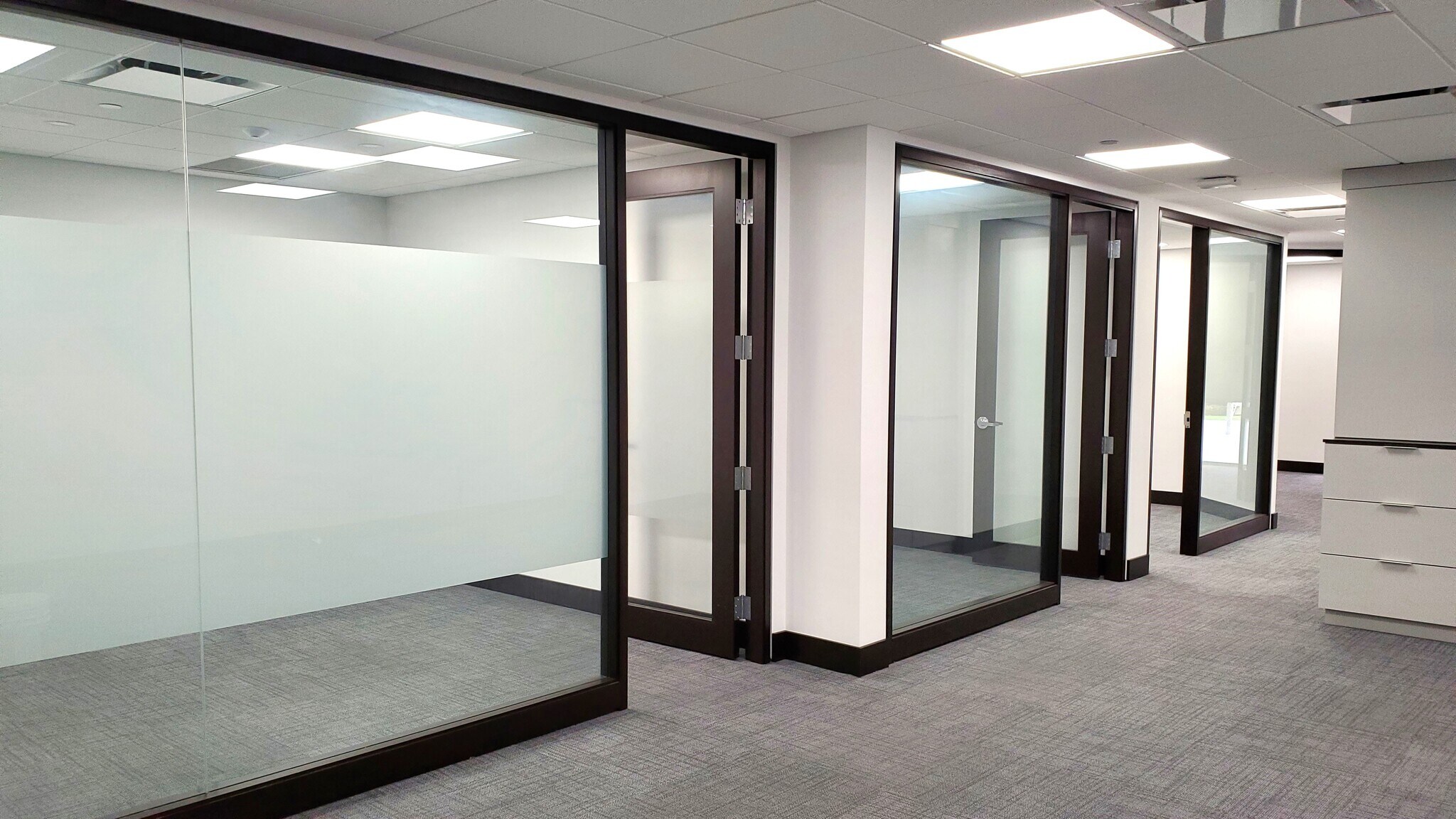 2000 Glades Rd, Boca Raton, FL to rent Interior Photo- Image 1 of 6