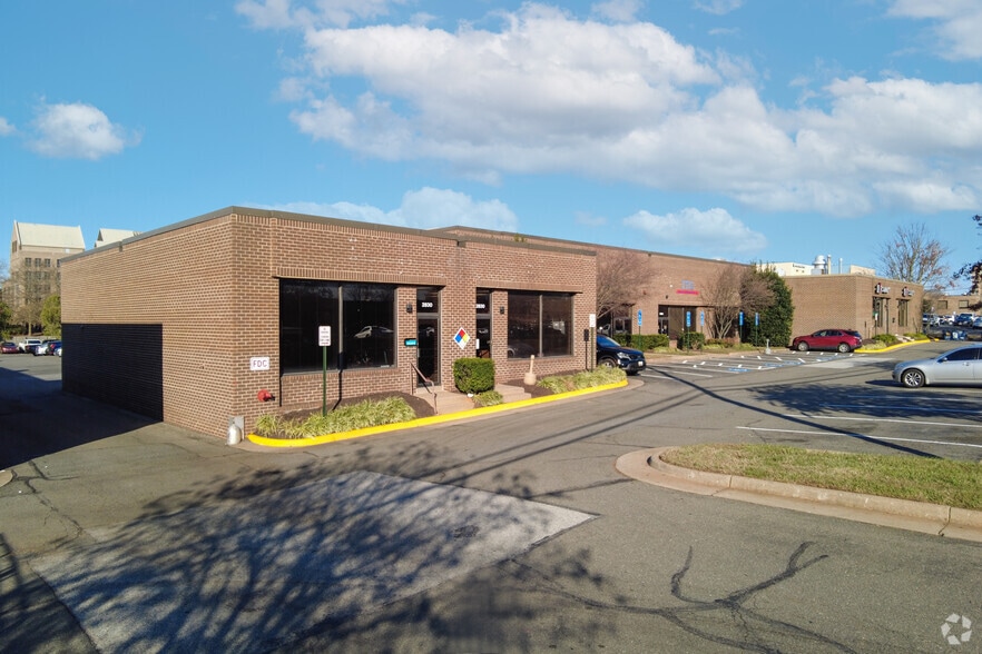 2824-2830 Dorr Ave, Fairfax, VA for rent - Building Photo - Image 1 of 3