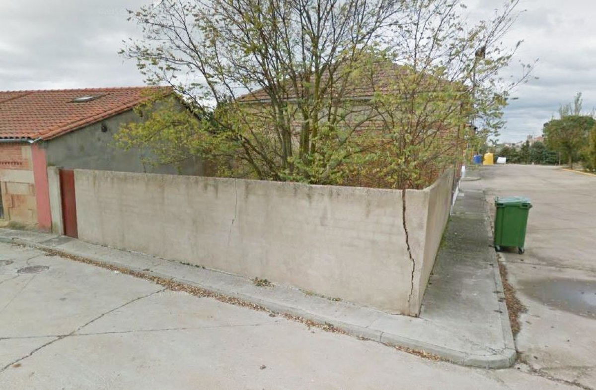 Land in Negrilla de Palencia, Salamanca for sale Primary Photo- Image 1 of 3