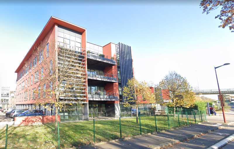 Office in Caluire-et-Cuire to rent - Building Photo - Image 1 of 10