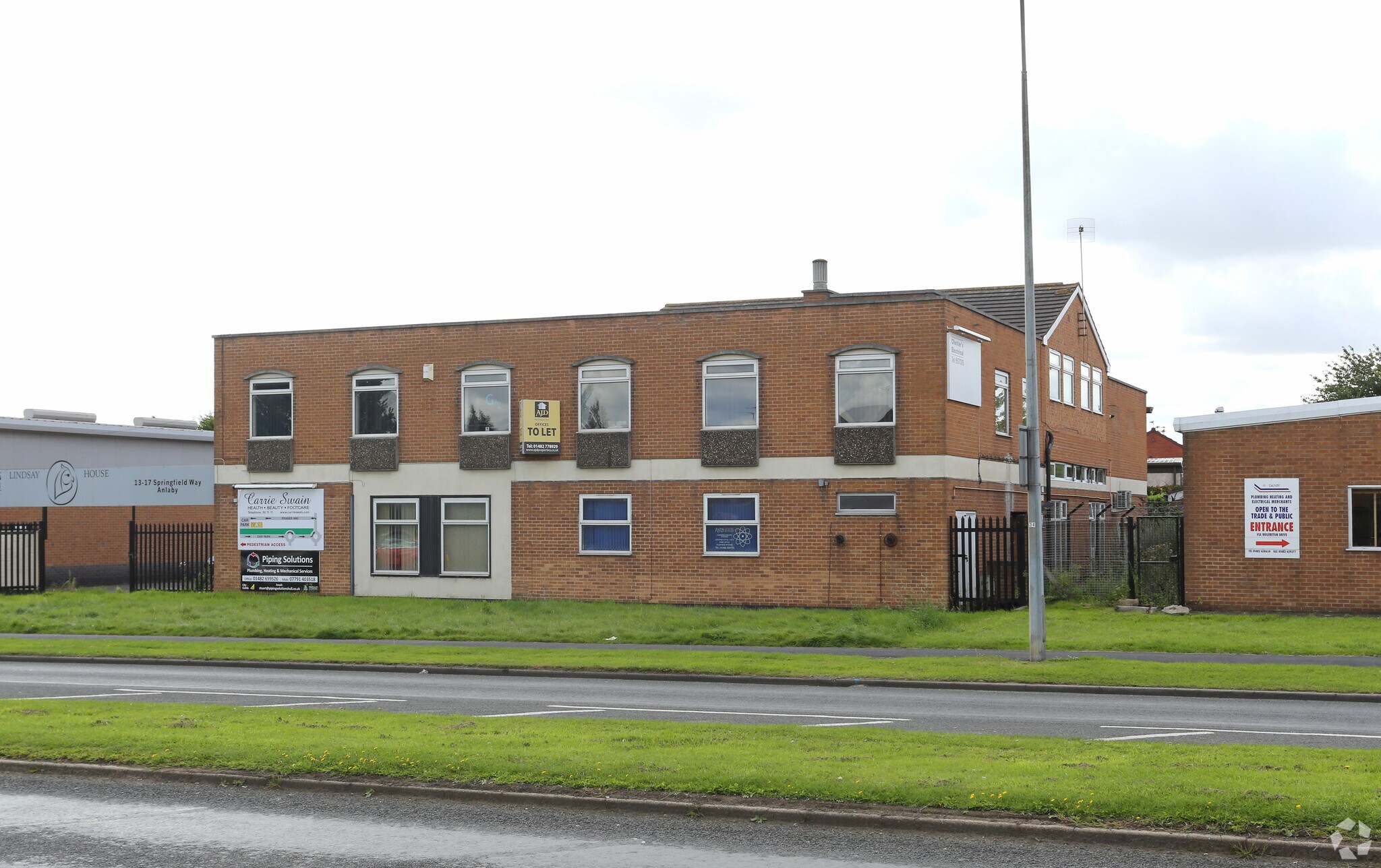 13-17 Springfield Way, Hull for sale Primary Photo- Image 1 of 1