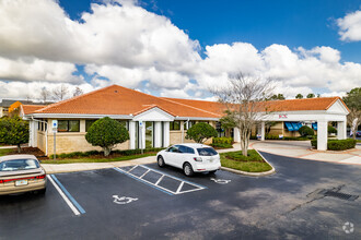 250 N Alafaya Trl, Orlando, FL for rent Building Photo- Image 1 of 5