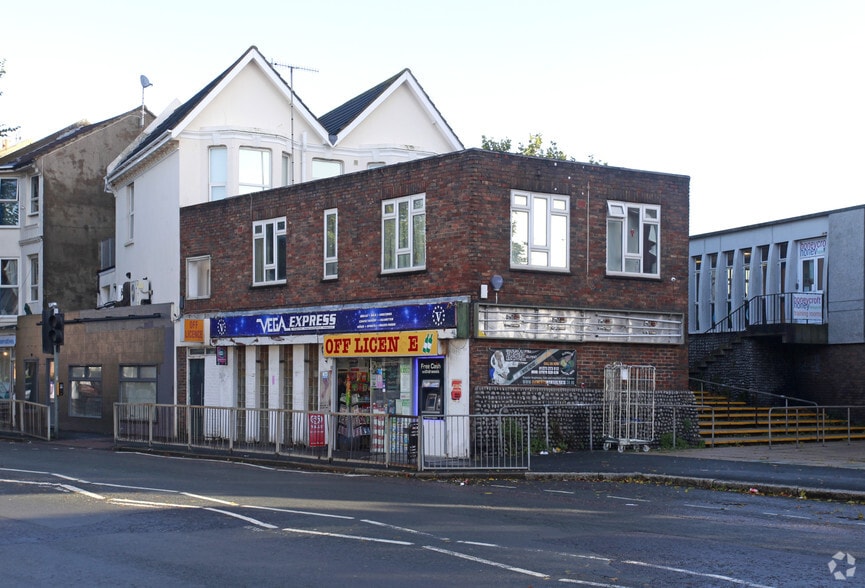 139 Sackville Rd, Hove to rent - Building Photo - Image 2 of 2