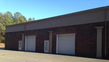 10931 E Independence Blvd, Matthews, NC for rent Building Photo- Image 1 of 1