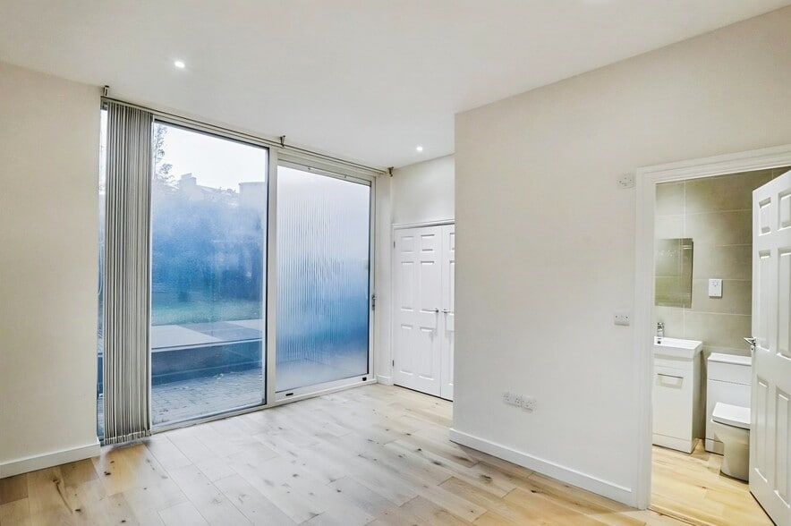Steedman St, London for sale - Building Photo - Image 2 of 7