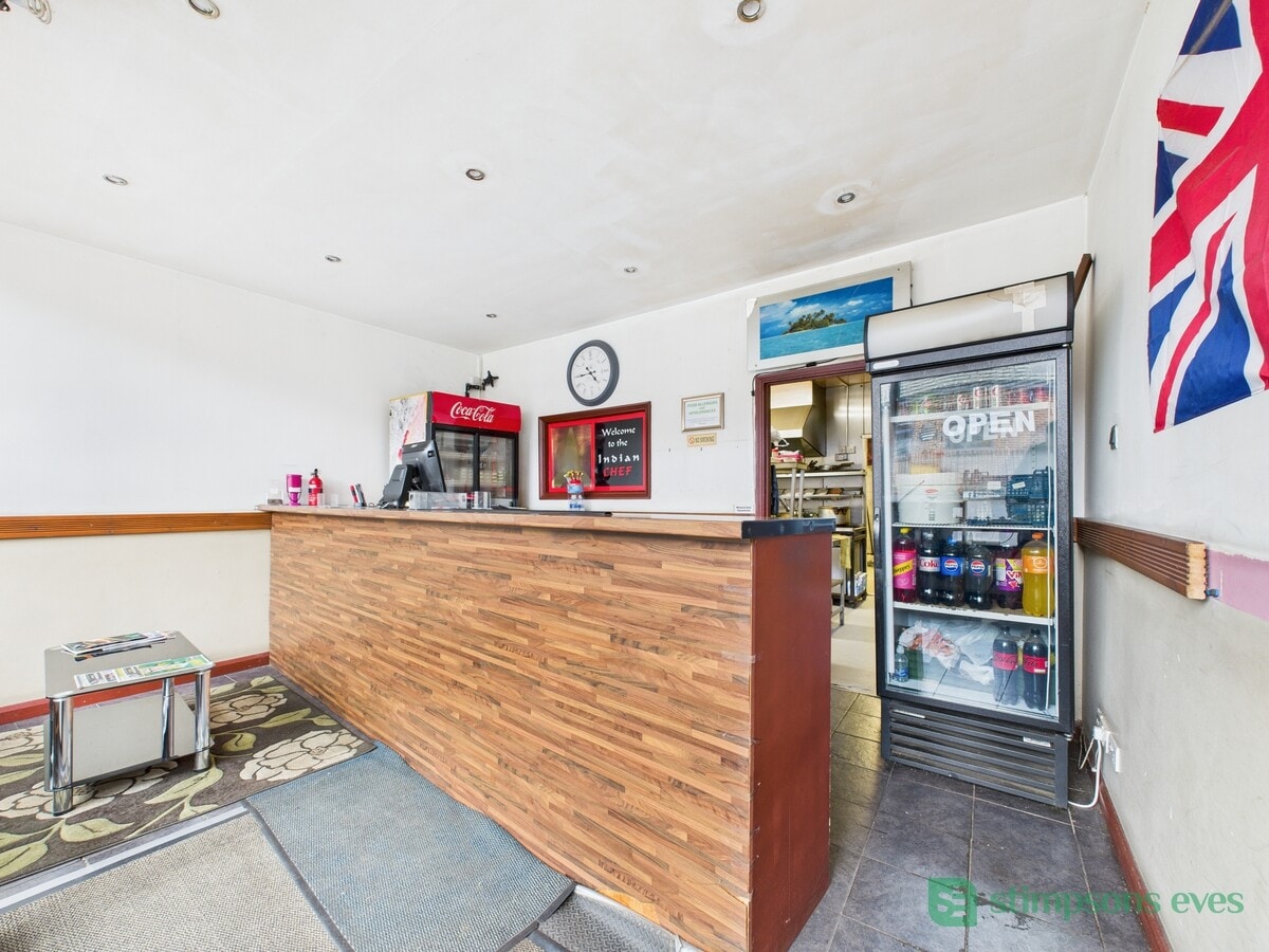 28B Station Rd, Woodford Halse, NTH NN11 3RB - Unit 28B -  - Interior Photo - Image 1 of 7