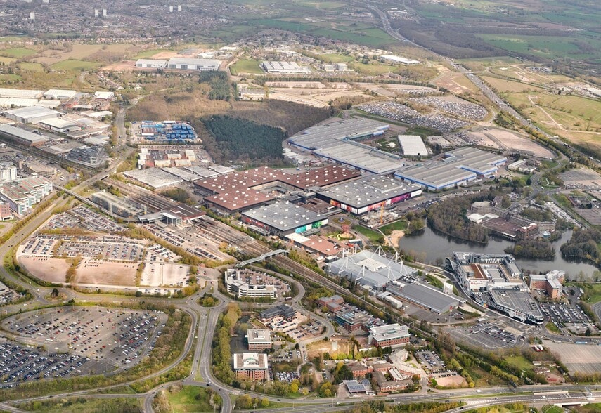 Bickenhill Ln, Birmingham, B37 7ES Building 300 UK