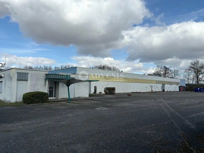 Vente Local d'activités 4 043 m²