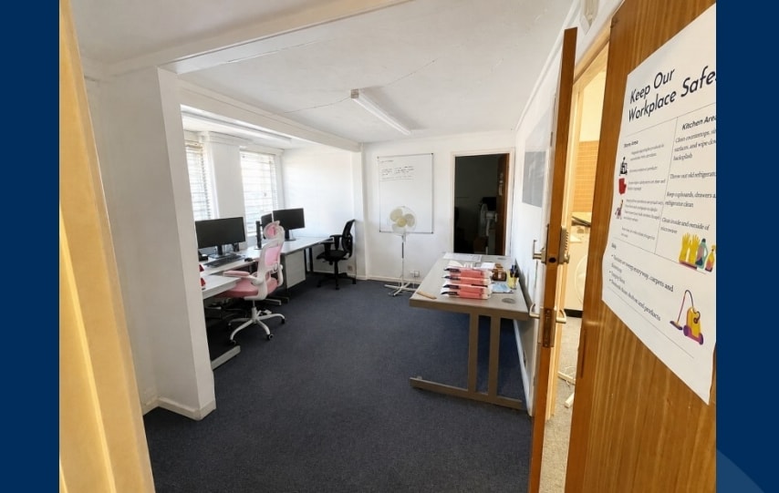 9 Peartree Rd, Stanway for sale - Interior Photo - Image 3 of 9