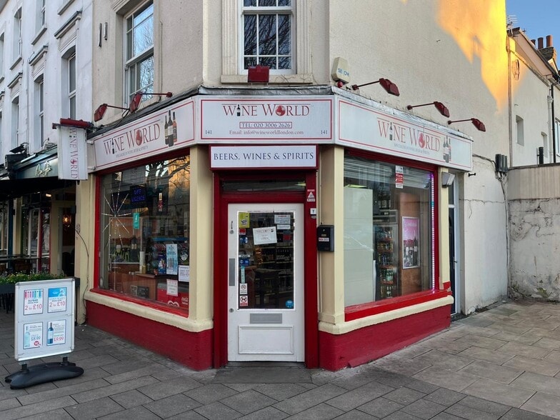 141 St Johns Hl, London to rent - Building Photo - Image 1 of 5