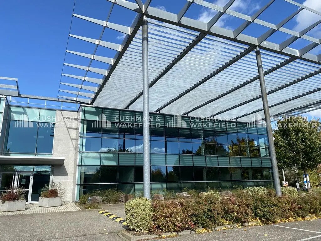 Office in Schiltigheim to rent Building Photo- Image 1 of 11