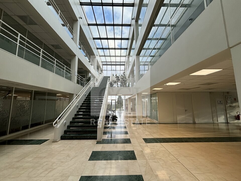 23 Rue Maryse Bastié, Bron to rent Interior Photo- Image 1 of 13